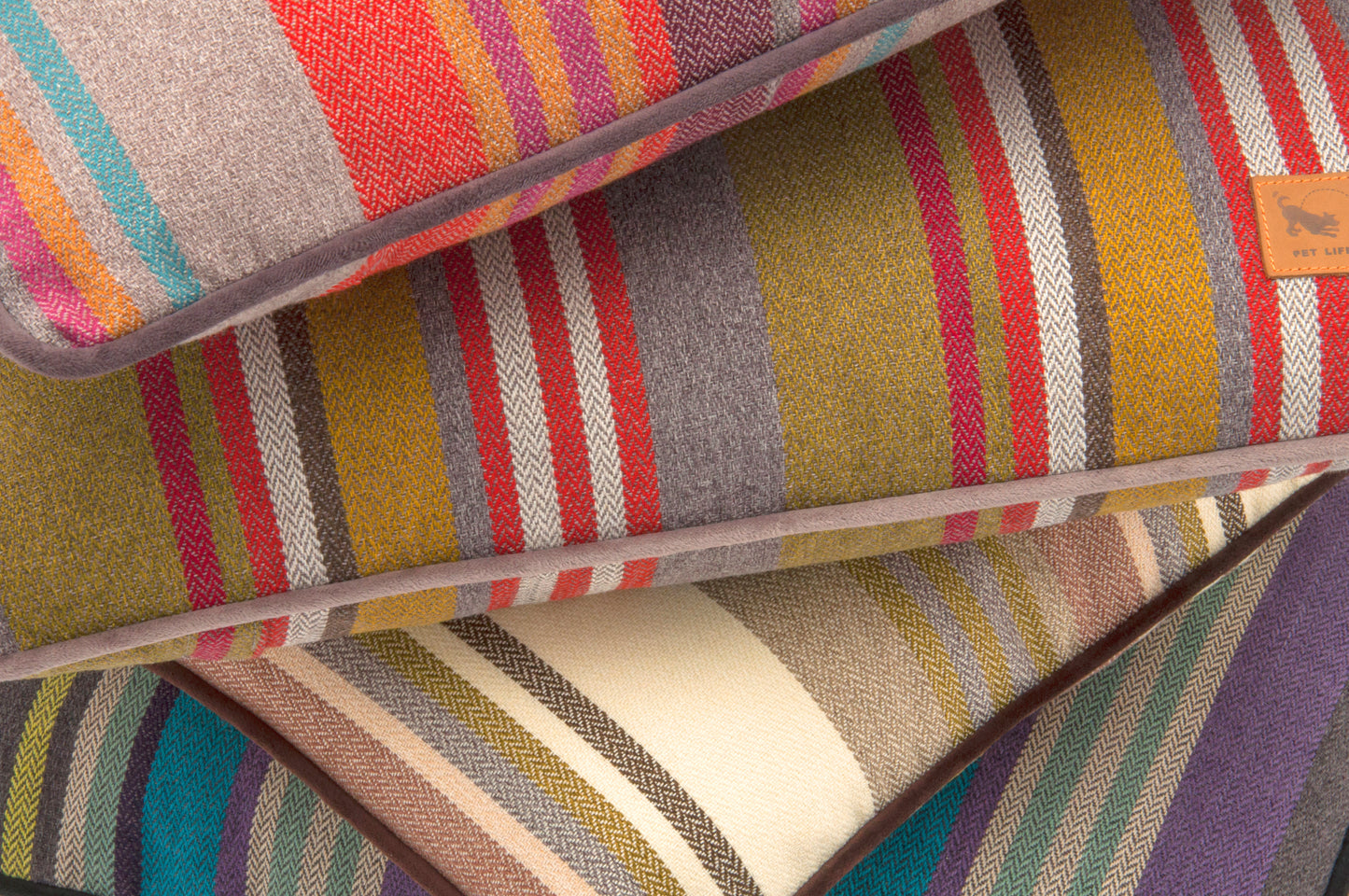 Pillow Bed - Horizon Collection